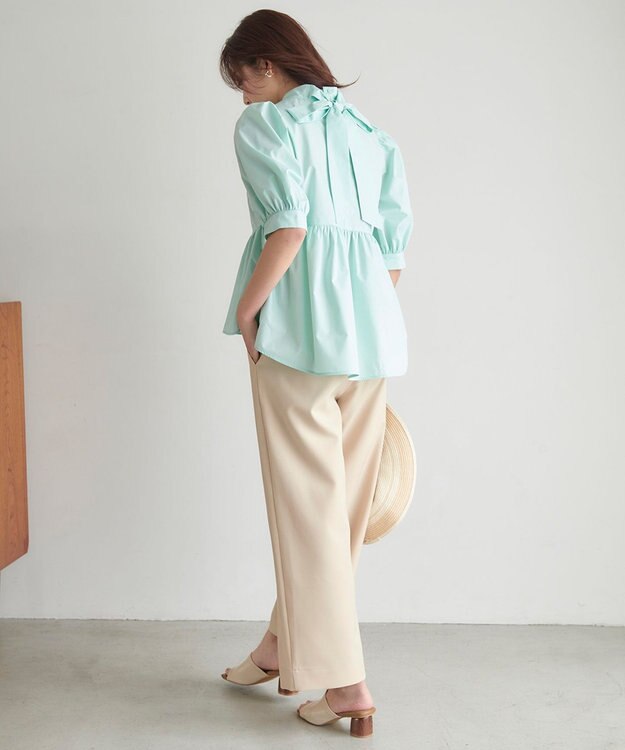 Feroux 【新色追加・ONWARD CROSSET MAG掲載】バックリボンパフスリーブ ブラウス ライトグリーン系