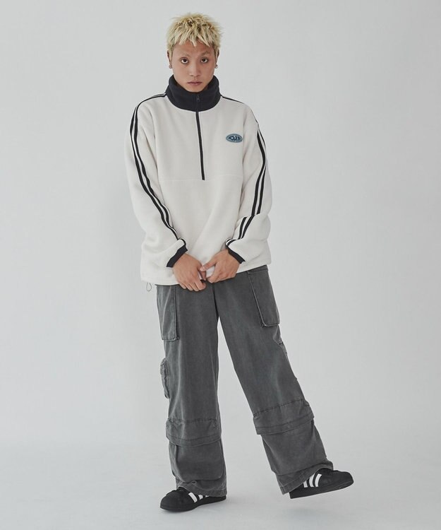 WEGO フリース　ワンポイントハーフZIPプルオーバー オフホワイト