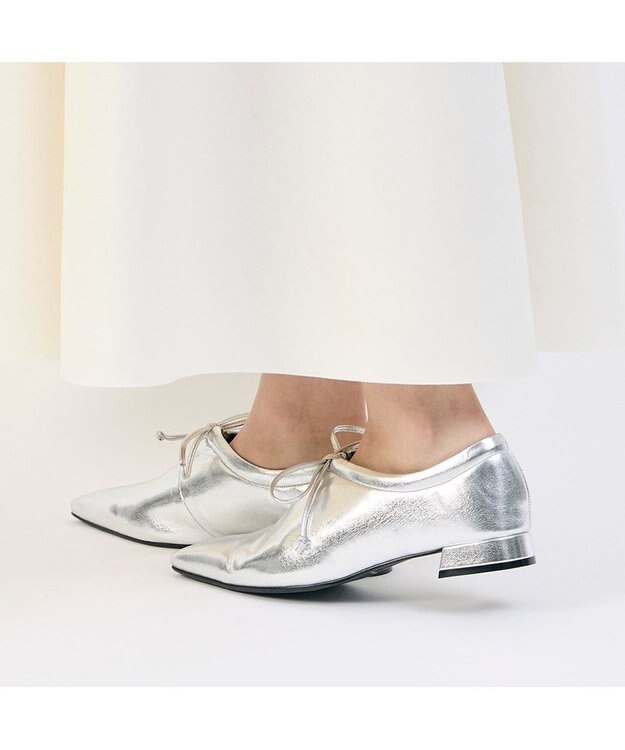 MODE ET JACOMO <carino>フレンチスクエアフラットシューティ シルバー