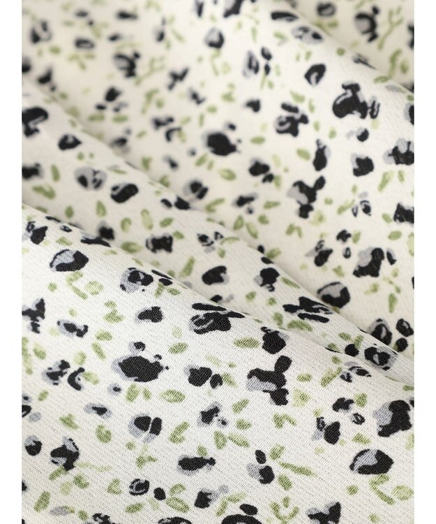 earth music&ecology 揺れる小花柄裾フレアスカート Ivory