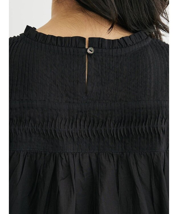 Green Parks Ｉ　フリルノースリーブブラウス Black