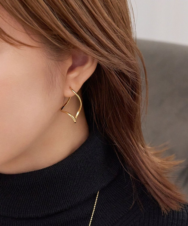 Phoebe 2wayグレースツイストラインイヤリング　ゴールド ゴールド