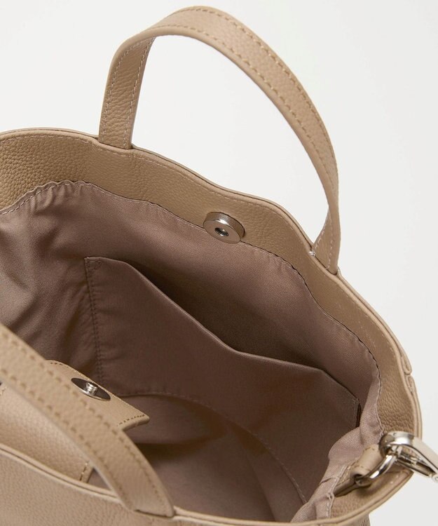 TOPKAPI 【TREASURE TOPKAPI】シュリンクレザー レース 刺しゅう ショルダー付 トートバッグ グレージュ