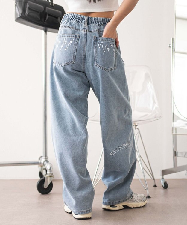 WEGO 刺繍ロゴバレルレッグパンツ デニム中濃色