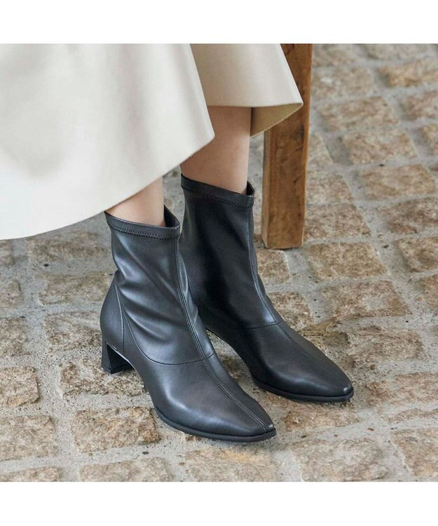 MODE ET JACOMO <carino>【レイン対応】フレアヒールストレッチブーツ ブラック
