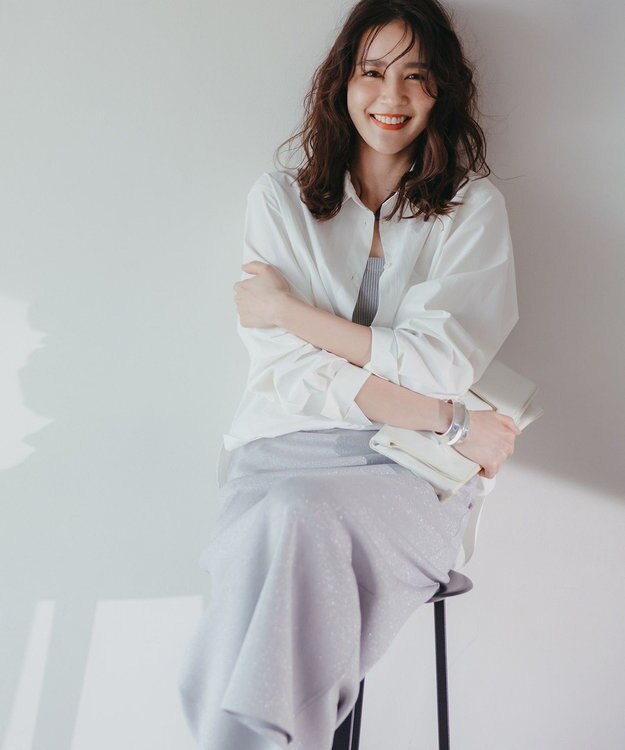 UNFILO 【MAG×スタイリストコラボ】イージーケアシャツ×ラメIラインスカート オフ×シルバー