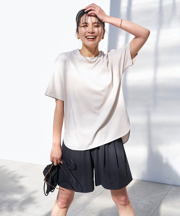 UNFILO BEAUTY FORM-T フォルムTシャツ グレージュ