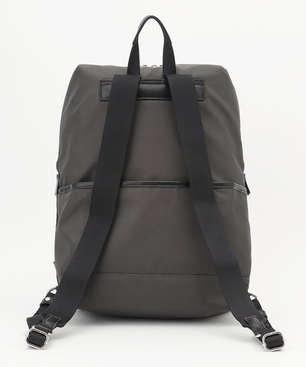 Y'SACCS ナイロン×リサイクルレザー　コンビマルチリュック グレー