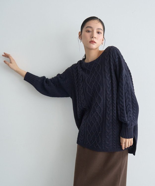 YECCA VECCA ケーブルニット Navy