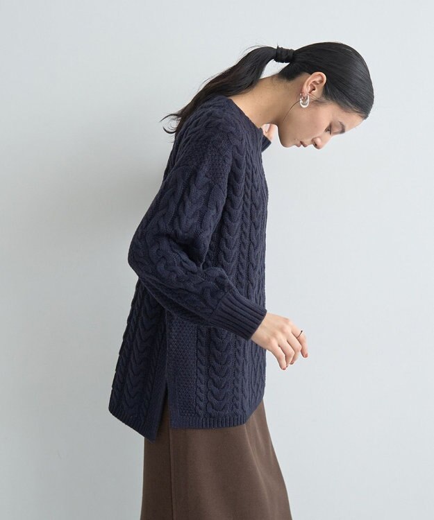 YECCA VECCA ケーブルニット Navy