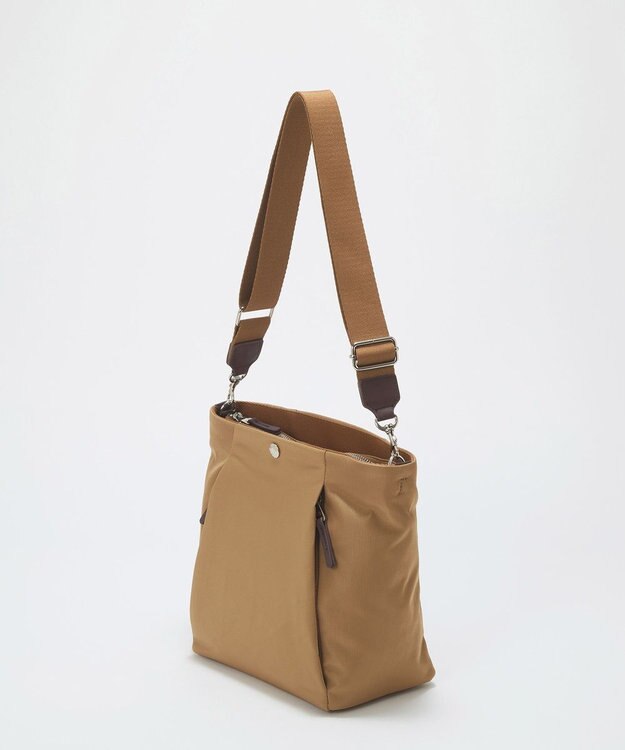 TOPKAPI 【Breath TOPKAPI】SLANT スラント ナイロン ユーティリティ ショルダーバッグ　 ブラウン