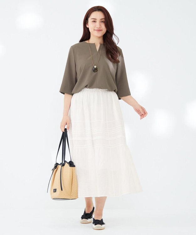 23区 L 【Lサイズ限定】ハイストレッチツイル ブラウス カーキ系