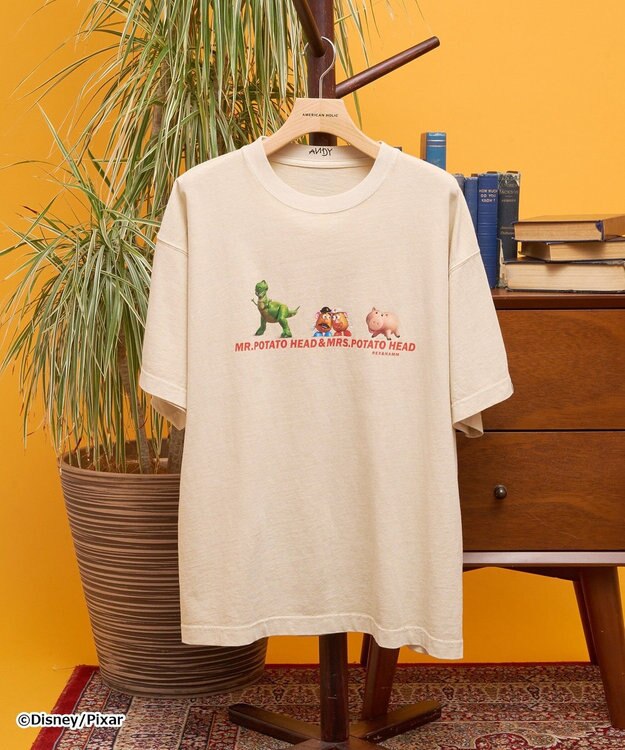 AMERICAN HOLIC 【TOY STORY】ヴィンテージ加工グラフィックTシャツ Beige