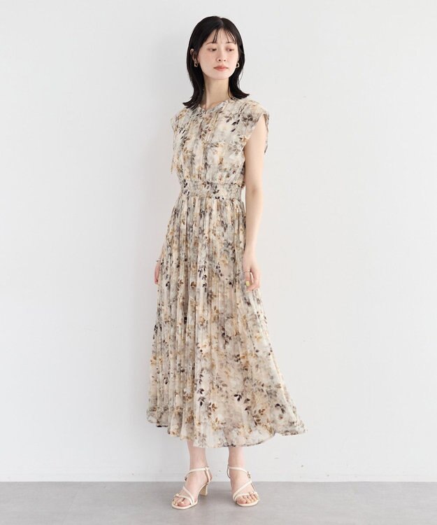 YECCA VECCA ぼかし柄プリーツワンピース Ivory