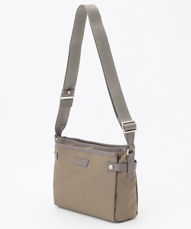 LA BAGAGERIE 【撥水ナイロン】ベーシックポシェット グレージュ