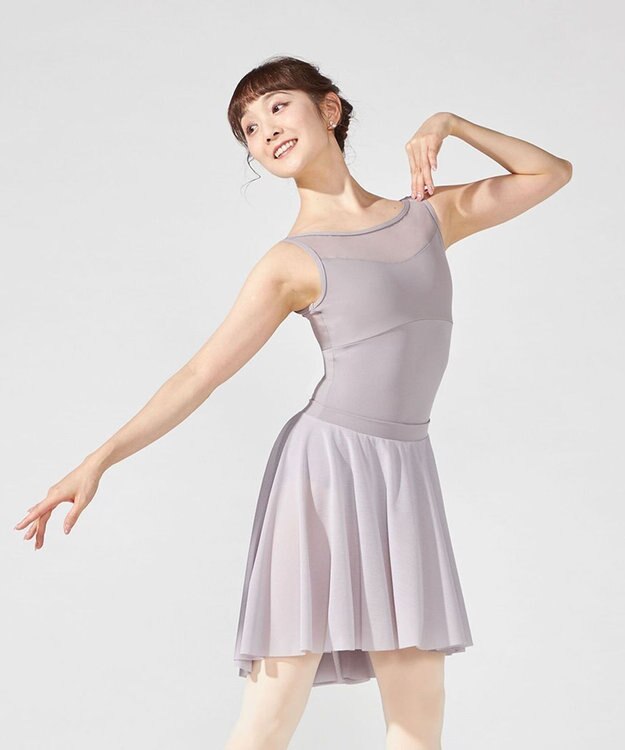 Chacott ノースリーブレオタード グレージュ