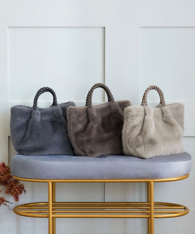 Tiaclasse 三つ編みハンドルファーバッグ ベージュ