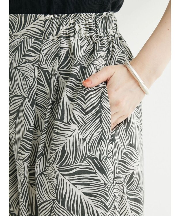 Green Parks アート柄イージーパンツ Charcoal Gray