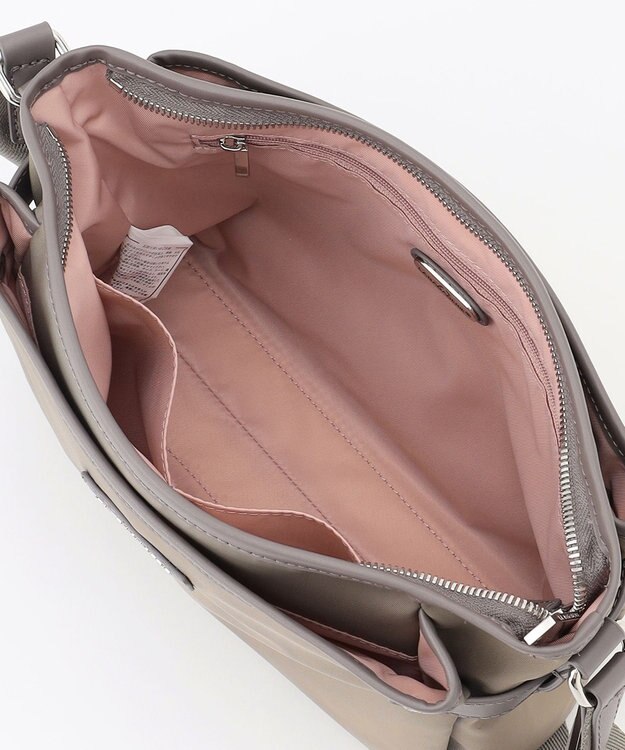 LA BAGAGERIE 【撥水ナイロン】ベーシックポシェット グレージュ