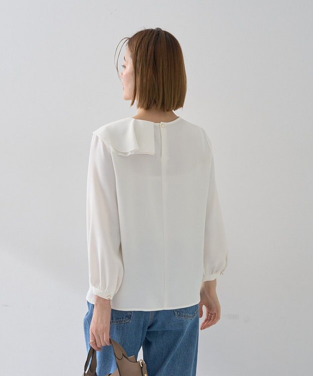 YECCA VECCA アシメラッフルブラウス Off White