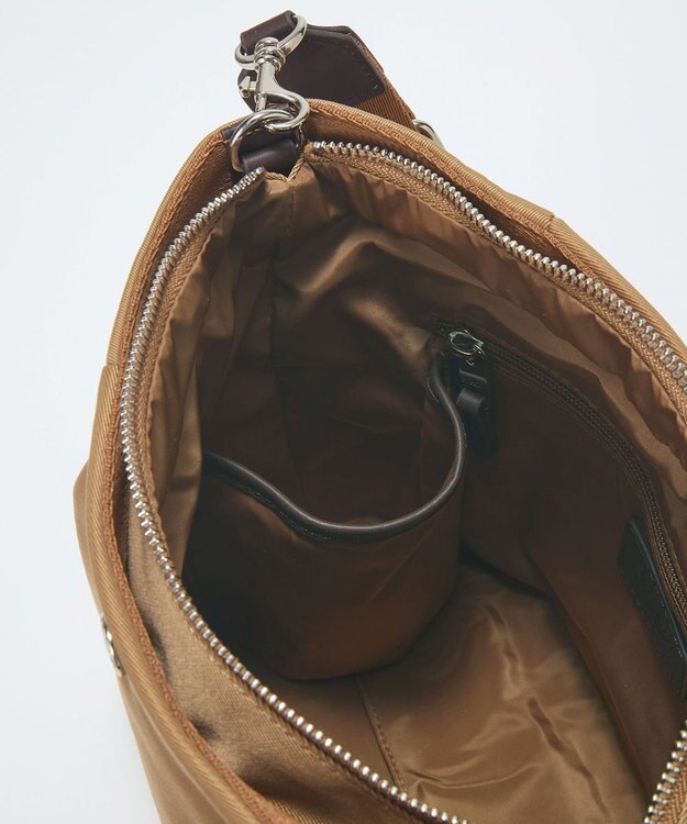 TOPKAPI 【Breath TOPKAPI】SLANT スラント ナイロン ユーティリティ ショルダーバッグ　 ブラウン