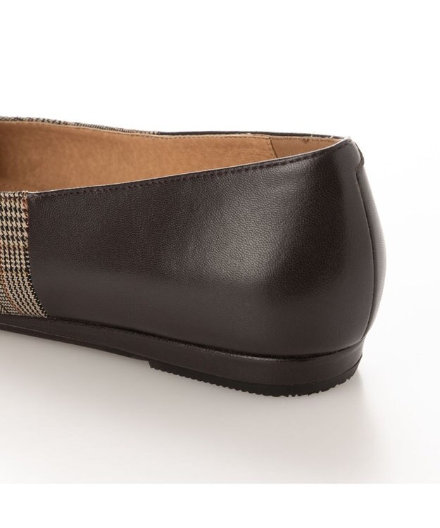 ing <ing>アシンメトリーカットフラットパンプス ダークブラウンキジ