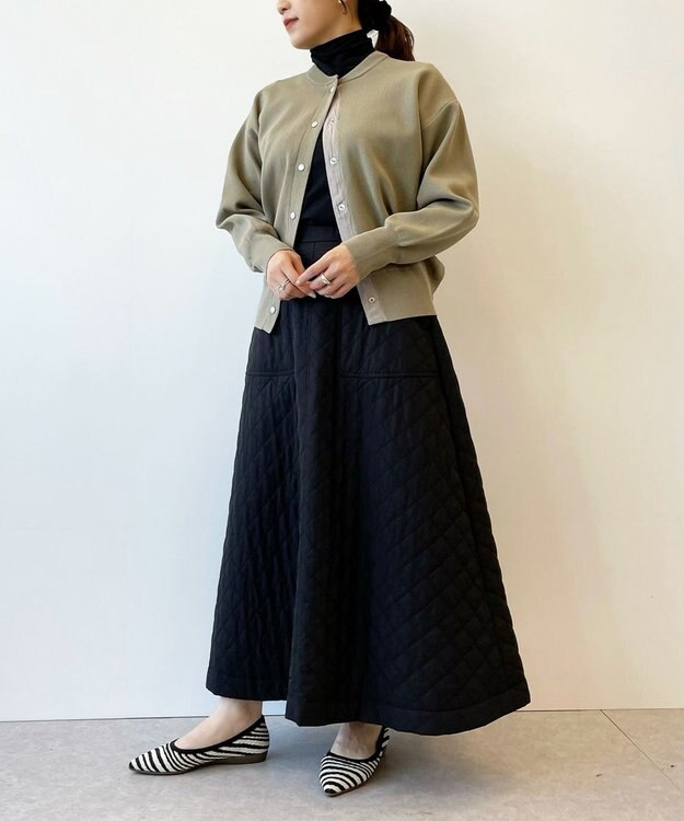 UNFILO キルティング  スカート ブラック系