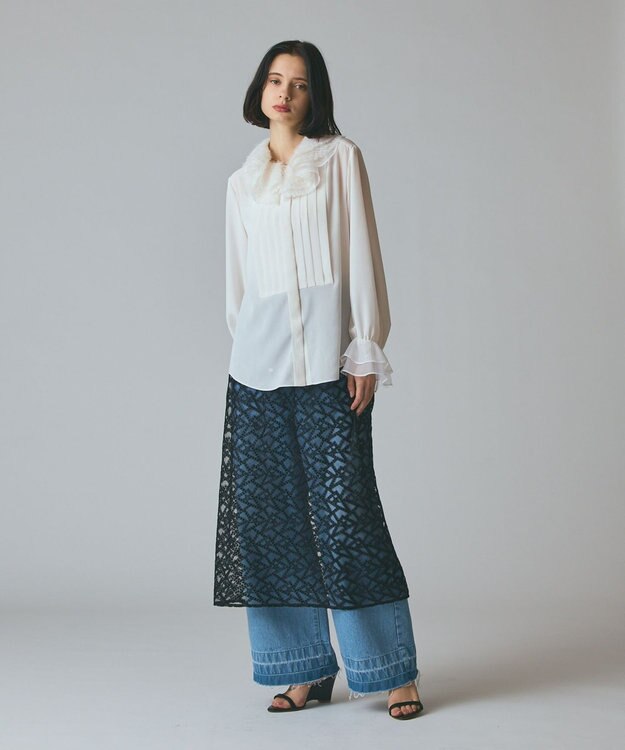 GRACE CONTINENTAL スターembチュールスカート ブラック