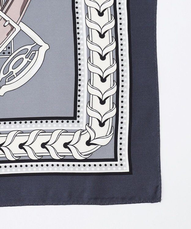 23区 ベルトモチーフ柄スカーフ グレー系