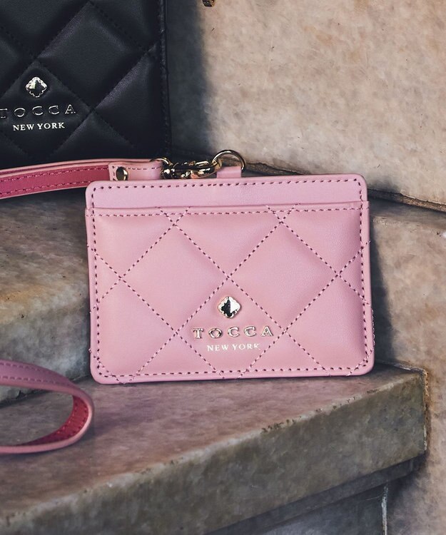 TOCCA PILA IDHOLDER IDホルダー ピンク系