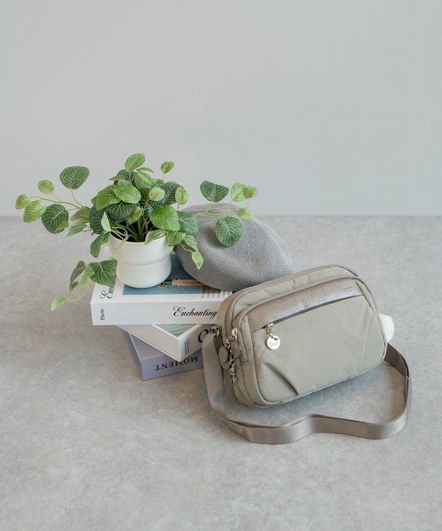 ACE BAGS & LUGGAGE Kanana project PJ1-4th ショルダーバッグ 67641 カナナ 斜め掛け 軽い グレージュ