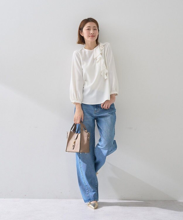 YECCA VECCA アシメラッフルブラウス Off White