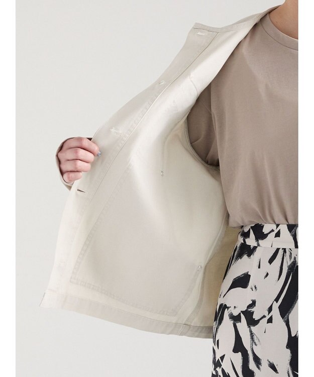 Te chichi ノーカラーワークベスト オフホワイト