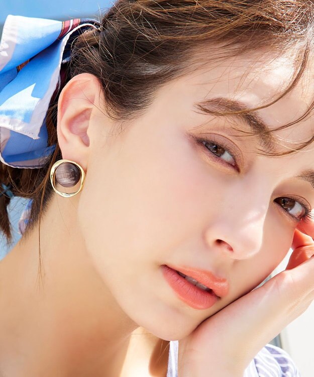 Tiaclasse スフィアーアクリル＋サークルピアス ゴールド×ブラウン