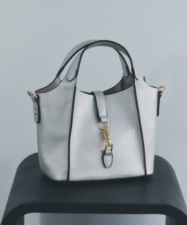 YECCA VECCA 4wayミニバッグ Silver