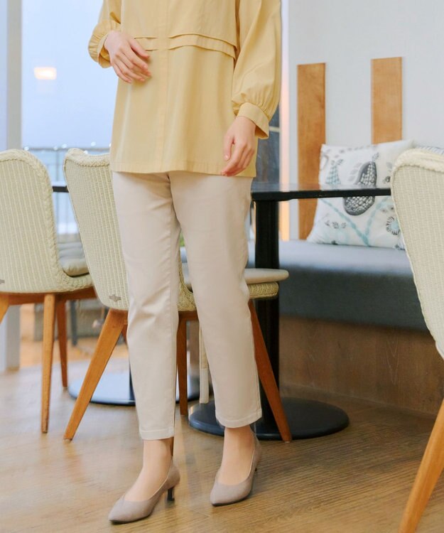 Tiaclasse L アンクルテーパードパンツ ライトベージュ