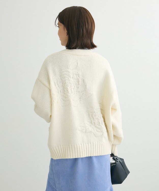 Green Parks ・ｓｗｉｎｇ　ｂｙ　バラ柄ニットカーディガン Off White