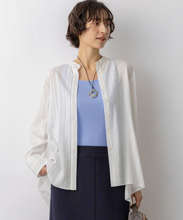 23区 【先行予約】ドビーストライプ バックタック フレアブラウス ホワイト系