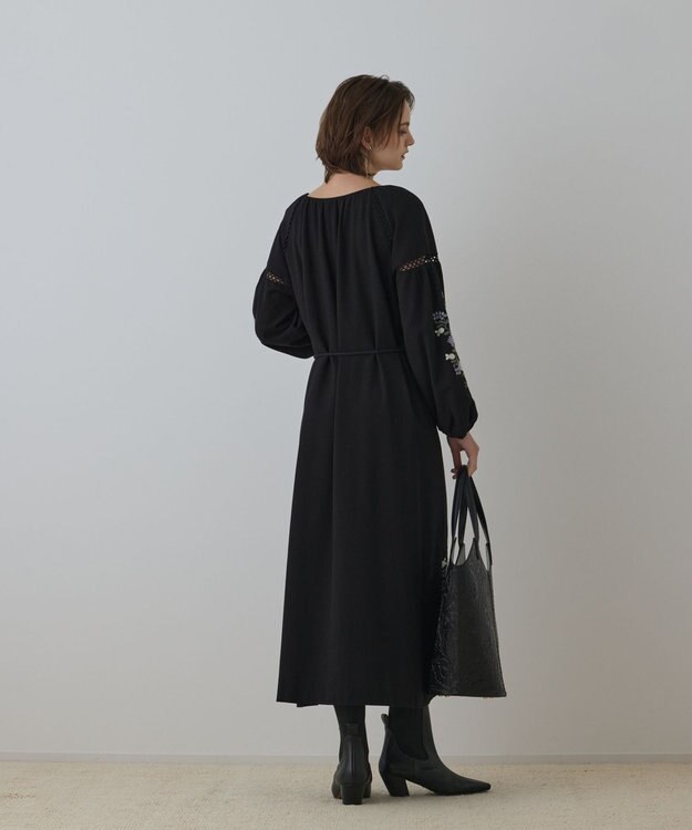 GRACE CONTINENTAL エンブロイダリーカフタンワンピース ブラック