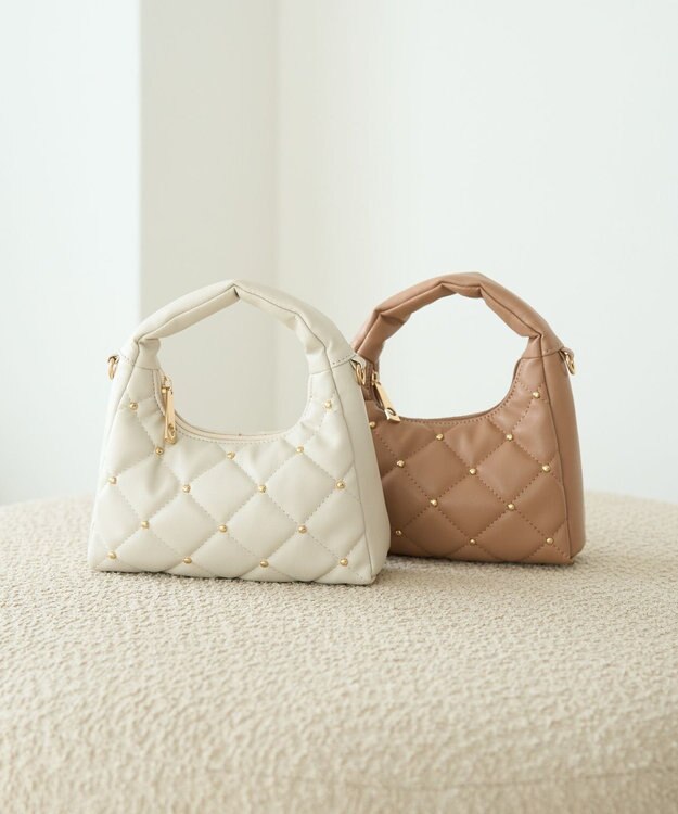 earth music&ecology スタッズキルトバッグ Light Brown