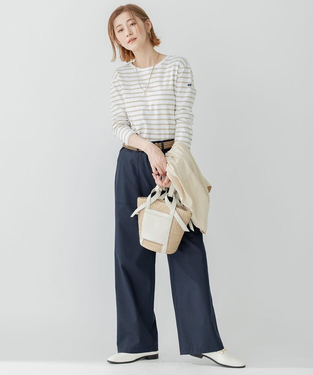 23区 VIOLAd'ORO MIRO レザーポケット ハンドバッグ ホワイト系