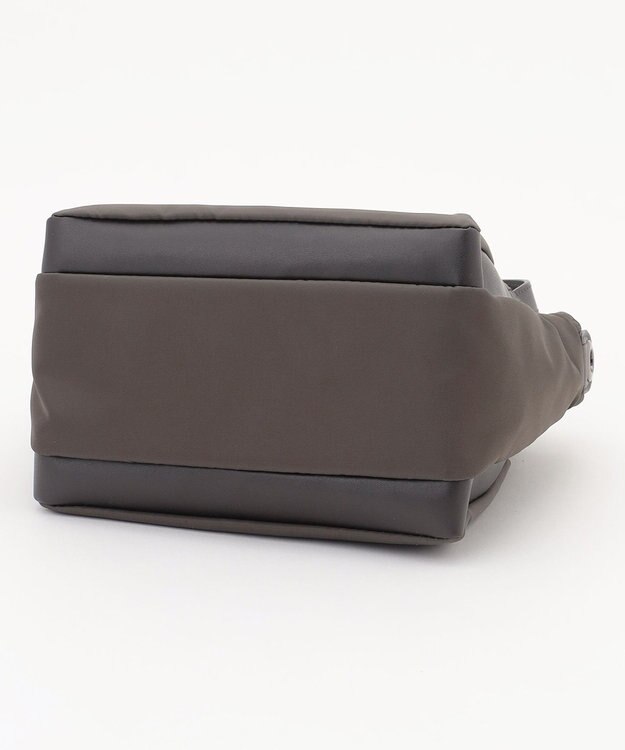 Y'SACCS 【大人のおしゃれ手帖10月号掲載】市川実和子×Y'SACCS　ナイロンすっきりミニマムトート ダークグレー