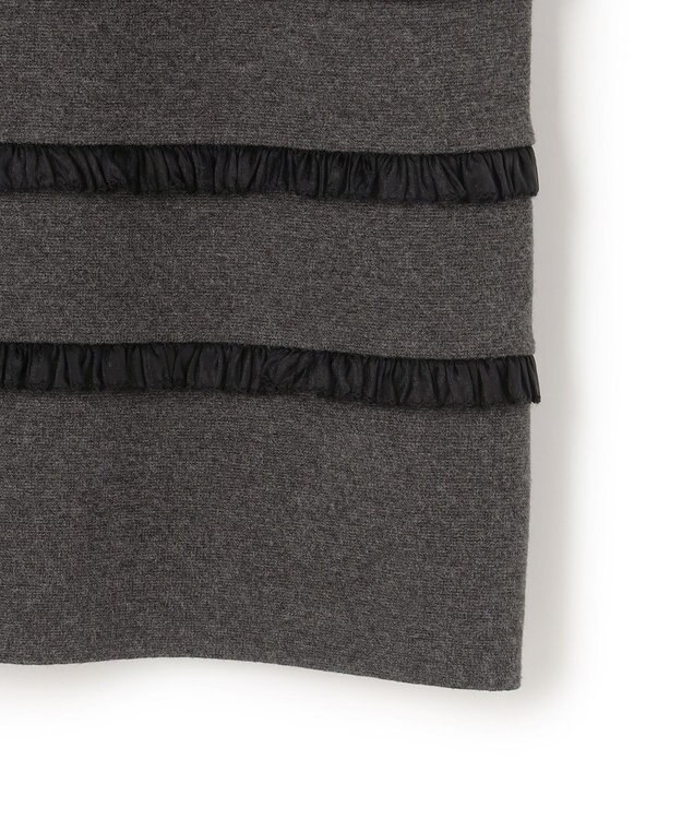 23区 L 【WEB&一部店舗限定/滝沢眞規子さん着用】フリルボーダー ニット グレー系