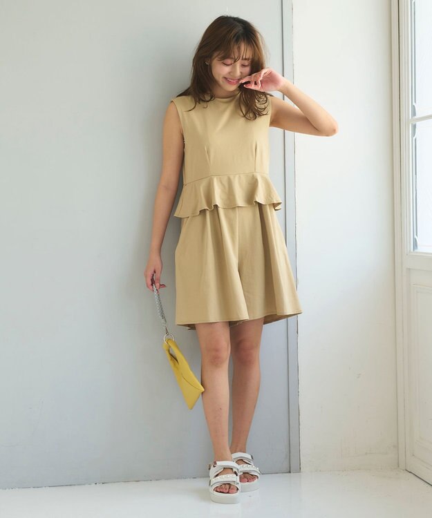 Feroux 【接触冷感・UVカット・吸水速乾】ラッシュガードペプラム オールインワン ベージュ系