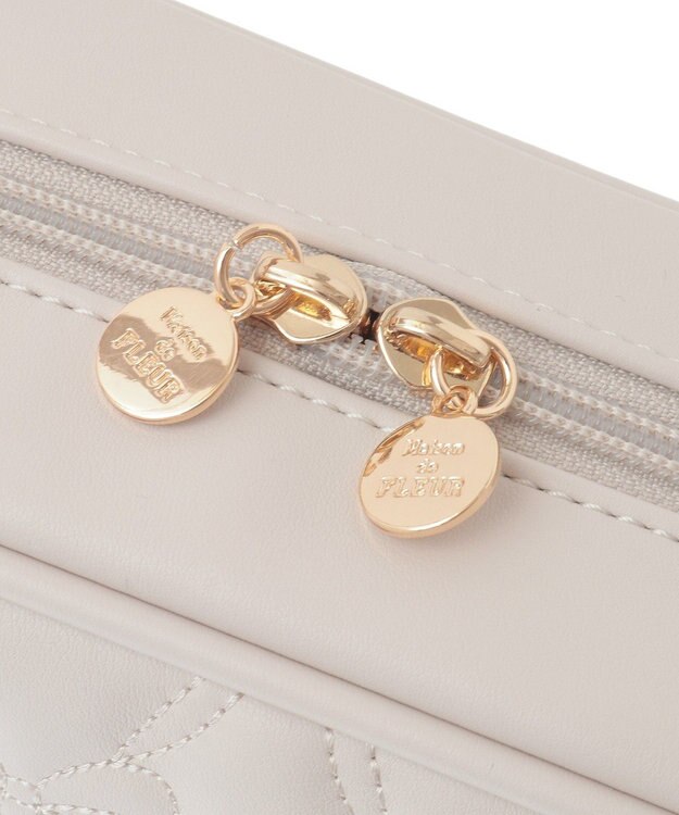 Maison de FLEUR リボンキルティングスクエアポシェット Light Pink