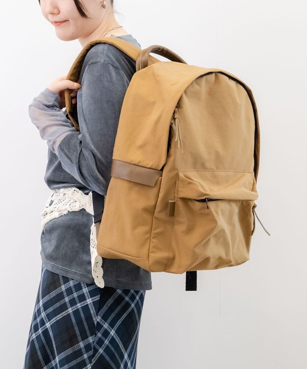 NIZYU KANO 【竹下玲奈コラボ】My Backpack Mサイズ キャメル