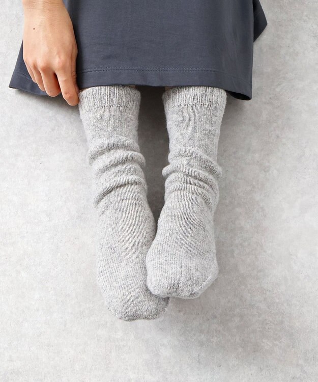 WHITE MAILS 【UNISEX】WOOL PAPER DOUBLE KNIT ルームソックス ライトグレー
