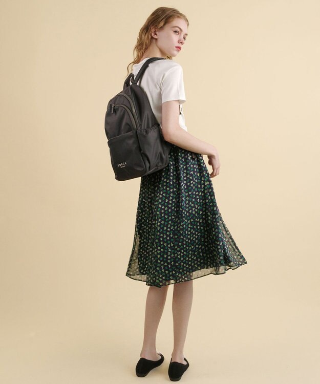 TOCCA 【WEB＆一部店舗限定】【A4サイズ対応・環境に優しい素材】COLLINA BACKPACK 13ポケット バックパック グレー系