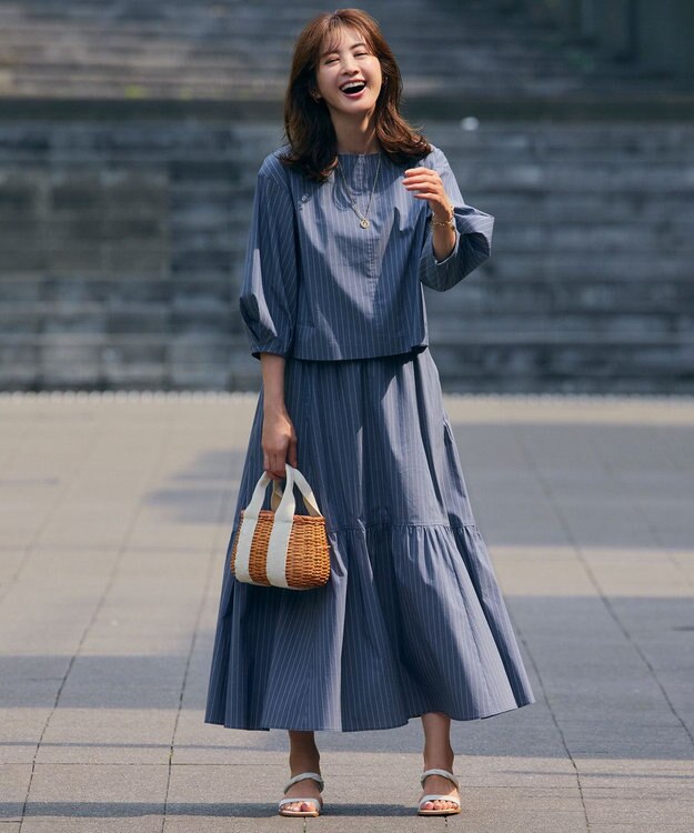 23区 L 【一部店舗限定/洗える】ハイカウントウェザーストレッチ ボートネック コンパクト ブラウス グレー×ホワイトストライプ