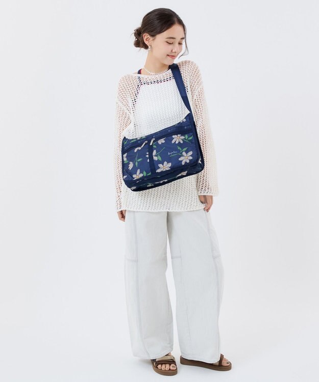LeSportsac DELUXE EVERYDAY BAG/フローラルブルームズネイビー フローラルブルームズネイビー